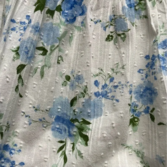 Women’s white and blue floral peasant boho tiered ruffle pull on skirt. Medium - Picture 15 of 15